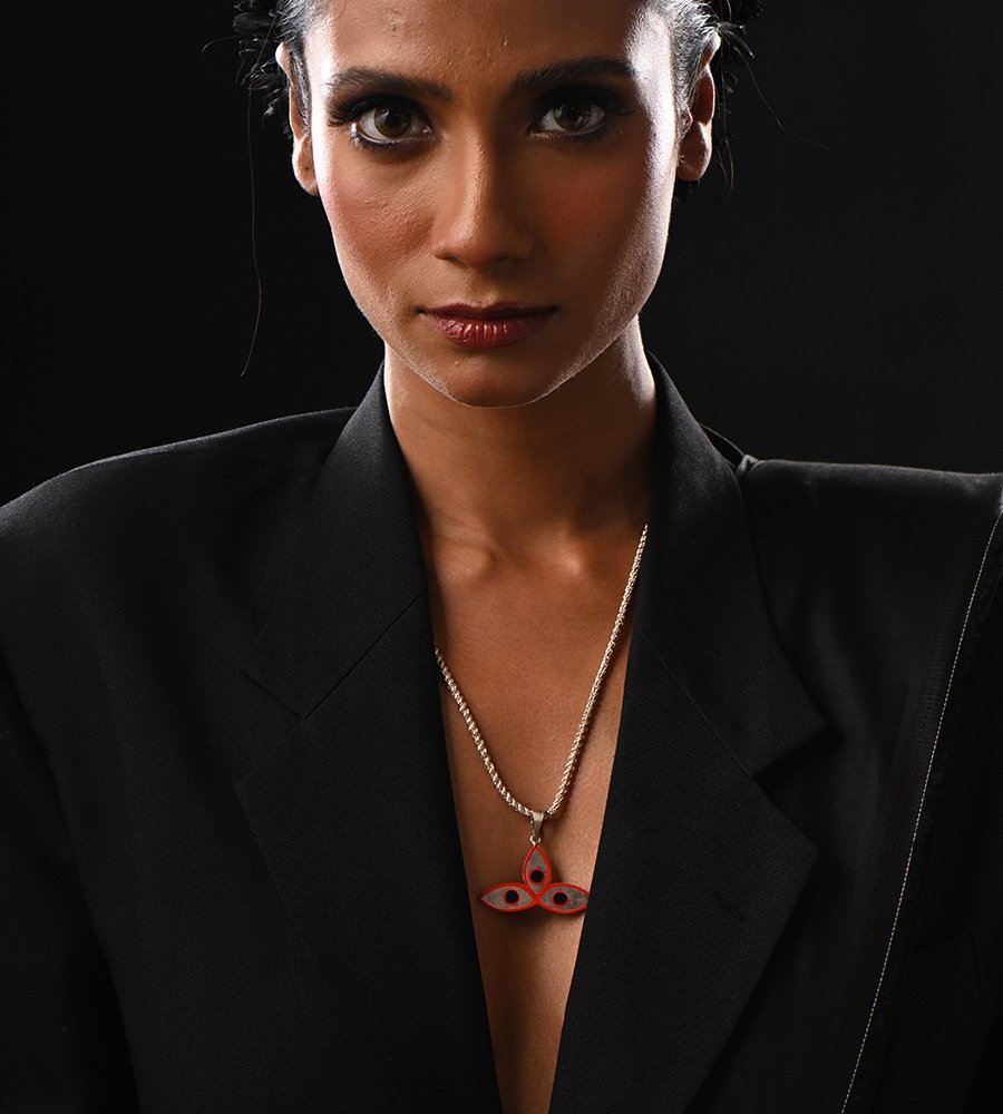 Devi Pendent